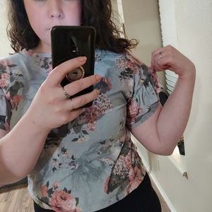 FLORAL TOP